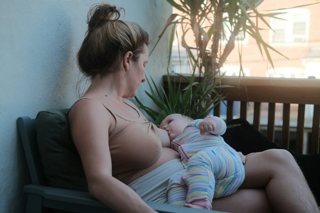 breastfeeding challenges 
budding moms